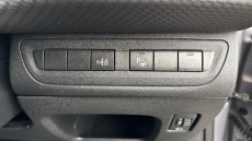 Peugeot 208 1.2 PureTech 82 Tech Edition 5dr [Start Stop] Petrol Hatchback